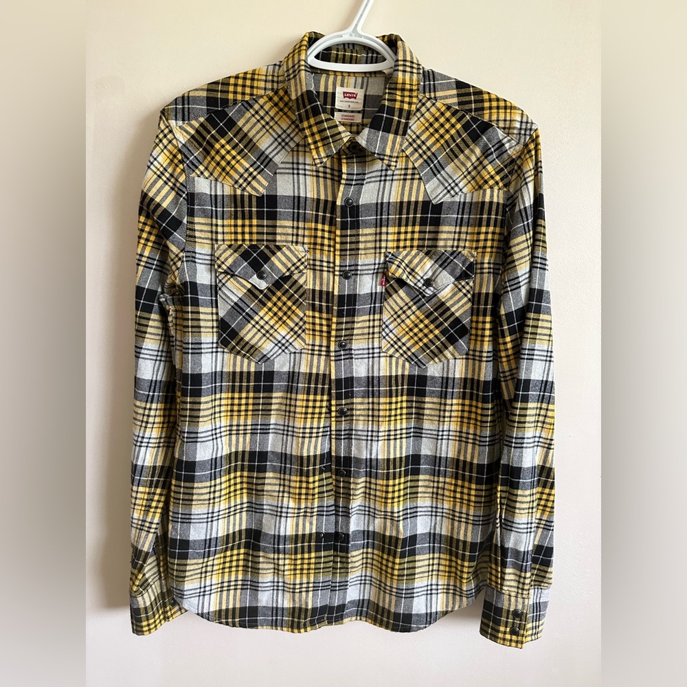 Levi’s oversized flannel size small